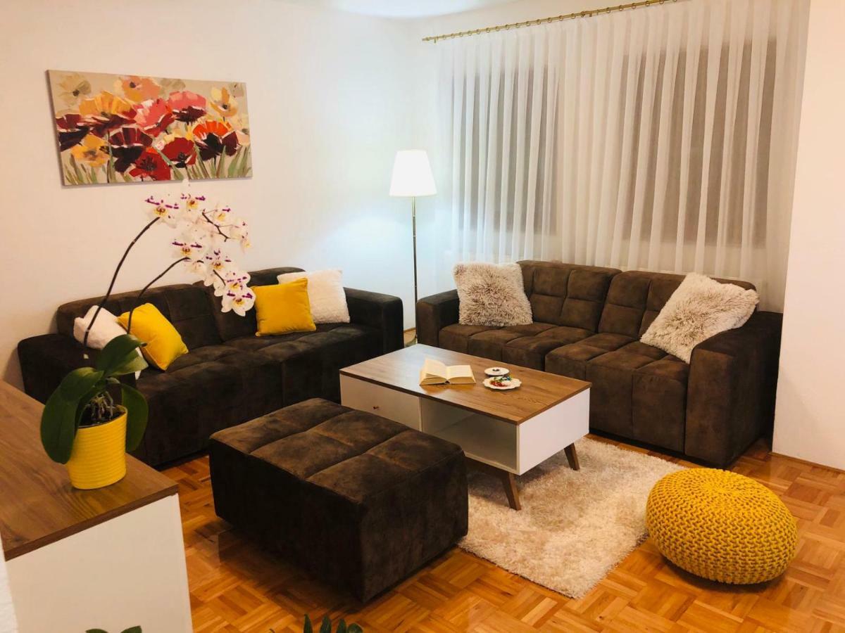 Apartment Golden Fields Smoljanac Exteriér fotografie