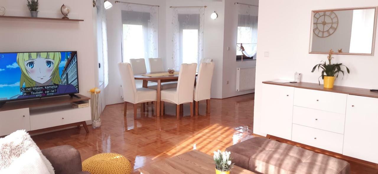 Apartment Golden Fields Smoljanac Exteriér fotografie
