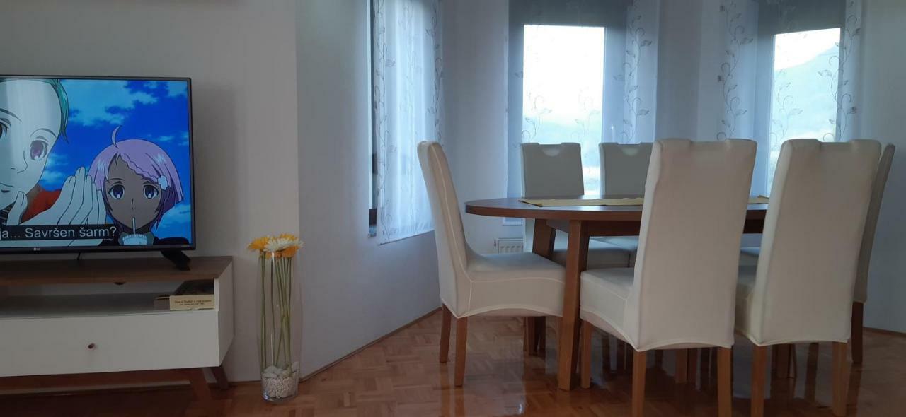 Apartment Golden Fields Smoljanac Exteriér fotografie